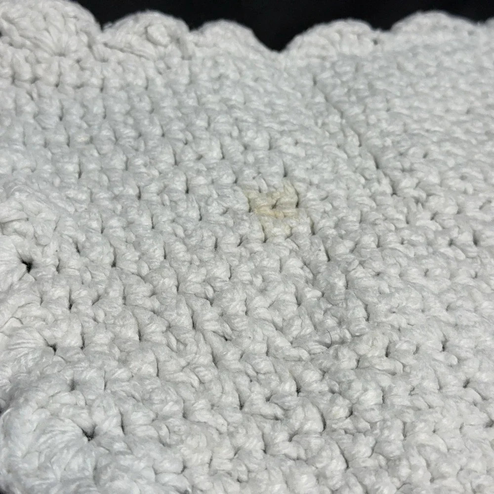 Vintage Handmade Crochet‎ Placemat Rectangular Scalloped Cotton White Table